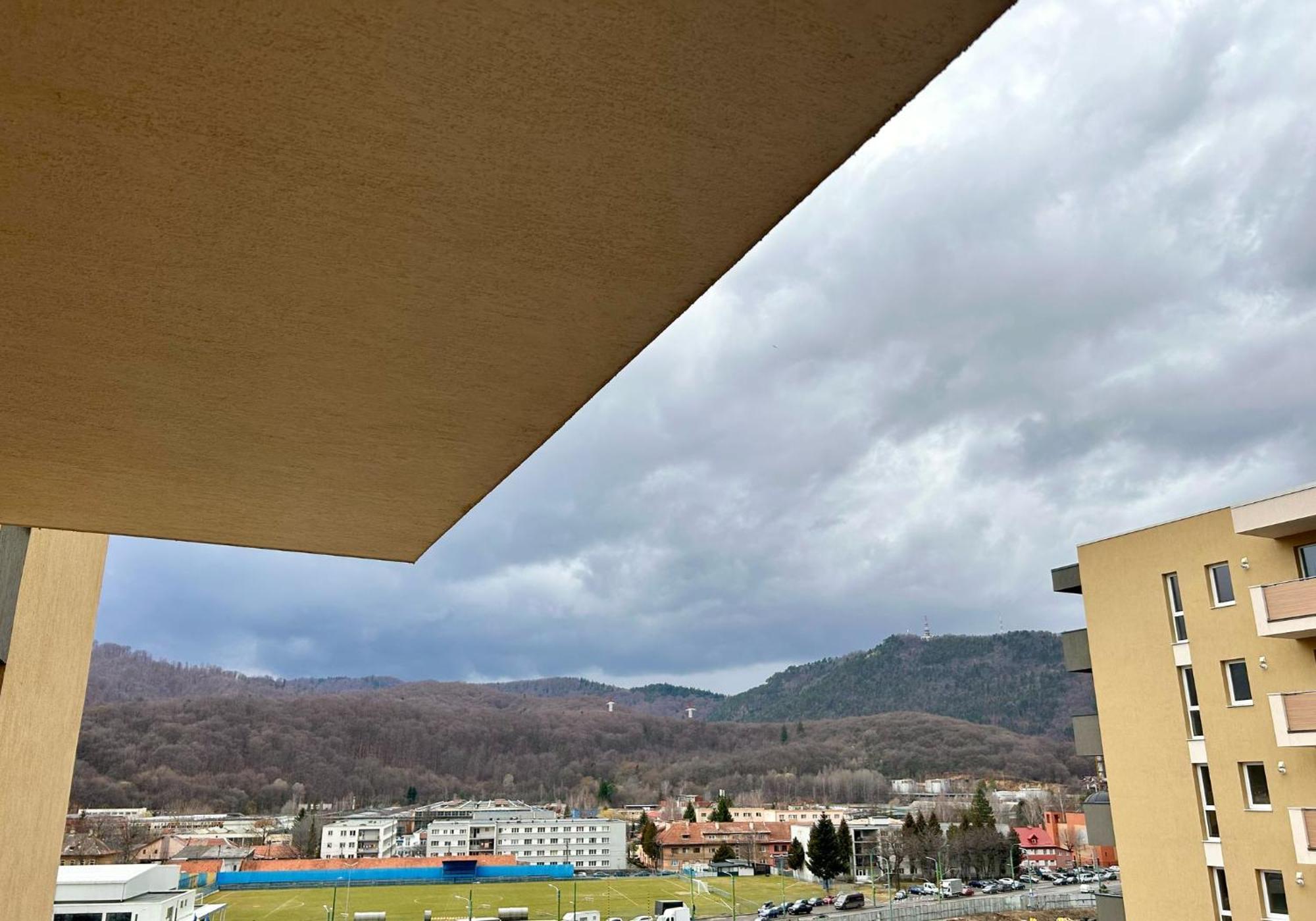 Jad - Urban Plaza - Luxury 3 Rooms & 2 Rooms Apartments Brassó Kültér fotó